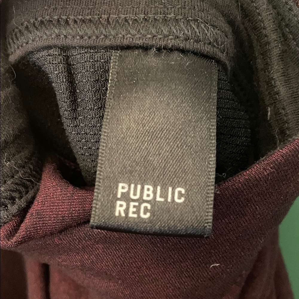 Public Rec Gamechanger Eggplant Mens 34x30 Joggers Athleisure - Picture 2 of 11